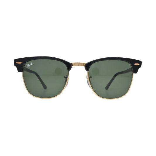 Ray-Ban RB3016 W0365 Clubmaster Classic — front view showing black acetate browline upper, gold metal lower rim and G-15 green lenses